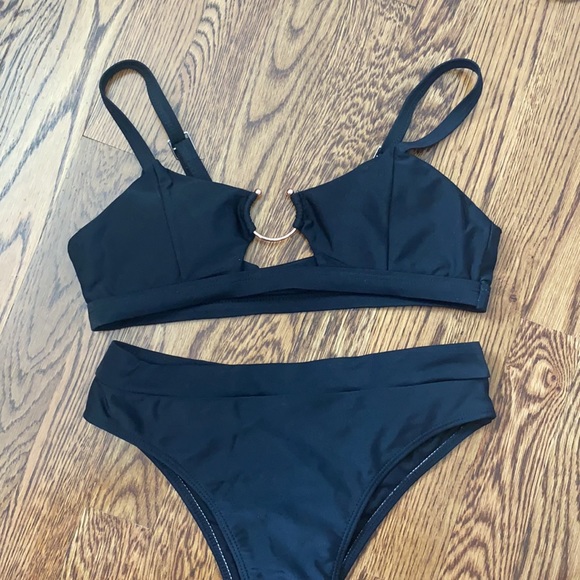 black bikini set - Picture 2 of 2